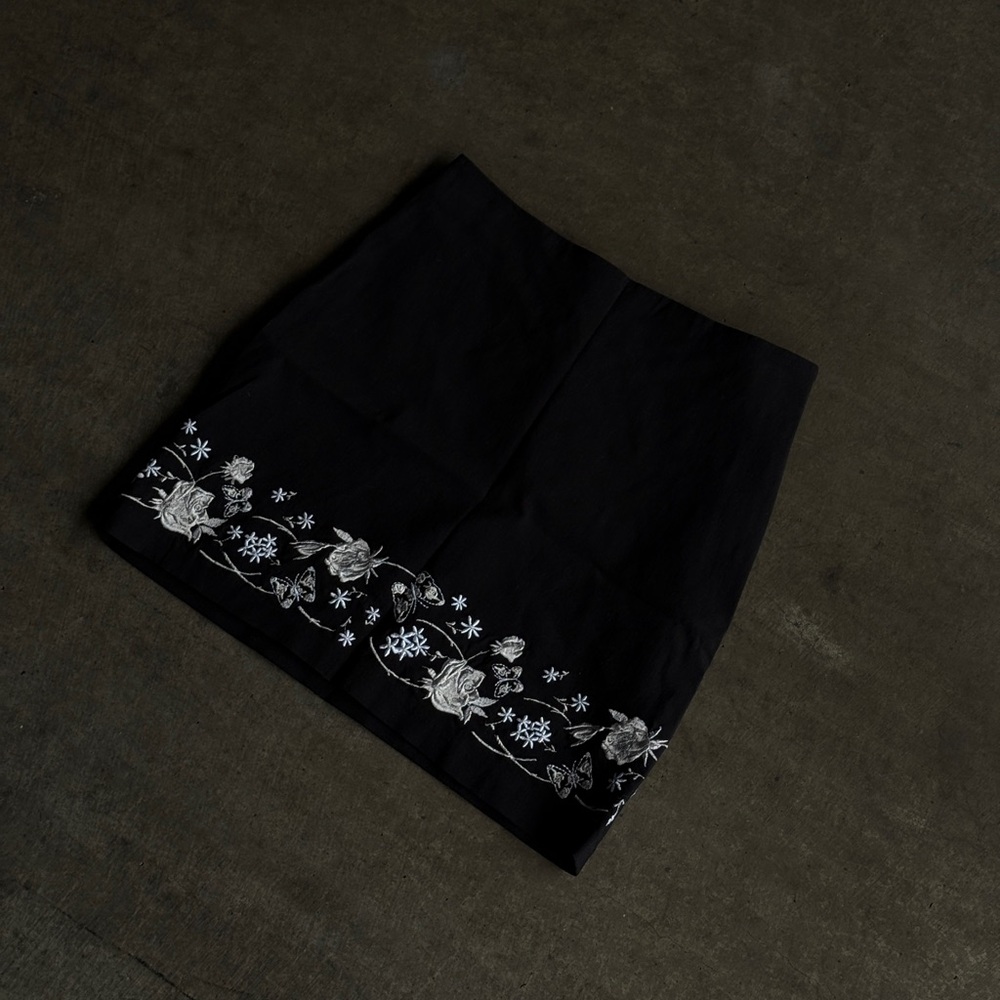 Bebe 2000s Black Embellished Mini Skirt
